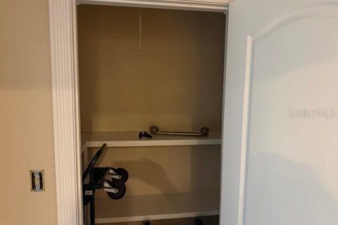 Immobilier commercial à louer à DeLand, Floride: 37.16 m2 № 2099665 - photo 6