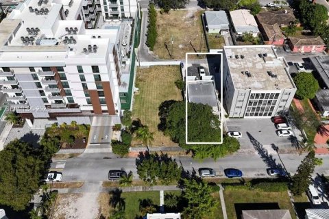 Commercial property in Hollywood, Florida 157.56 sq.m. № 2419512 - photo 12