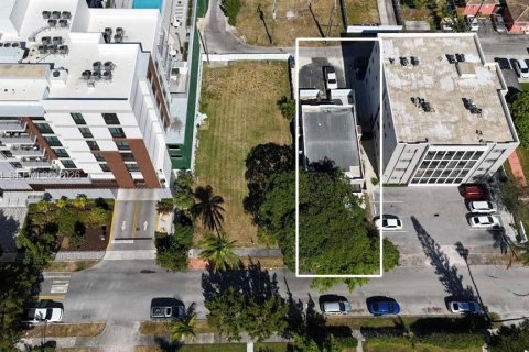 Commercial property in Hollywood, Florida 157.56 sq.m. № 2419512 - photo 11