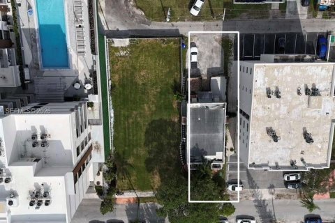 Commercial property in Hollywood, Florida 157.56 sq.m. № 2419512 - photo 14