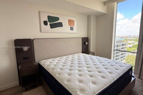 Condominio en alquiler en Miami, Florida, 2 dormitorios, 78.41 m2 № 2154728 - foto 5