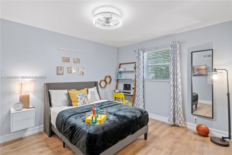 Купить кондоминиум в Дейви, Флорида 3 спальни, 111.48м2, № 1989666 - фото 2