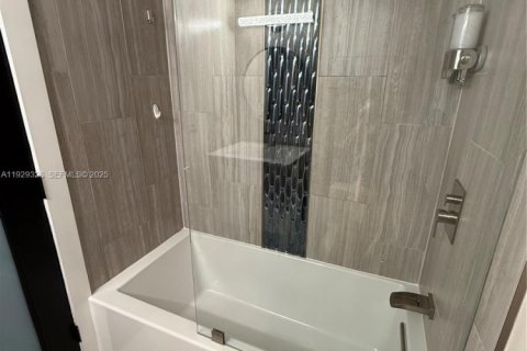 Купить кондоминиум в Дейви, Флорида 3 спальни, 111.48м2, № 1989666 - фото 4