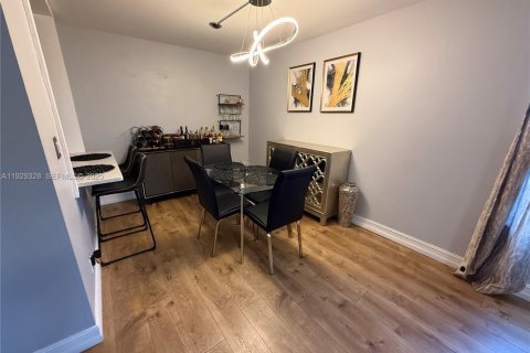 Купить кондоминиум в Дейви, Флорида 3 спальни, 111.48м2, № 1989666 - фото 13