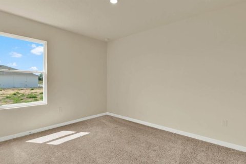 House in Mount Dora, Florida 5 bedrooms, 192.96 sq.m. № 1843620 - photo 18