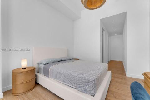 Condo in Miami, Florida, 3 bedrooms  № 1814134 - photo 15