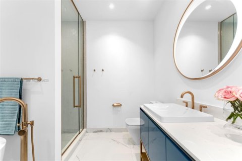 Condo in Miami, Florida, 3 bedrooms  № 1814134 - photo 13