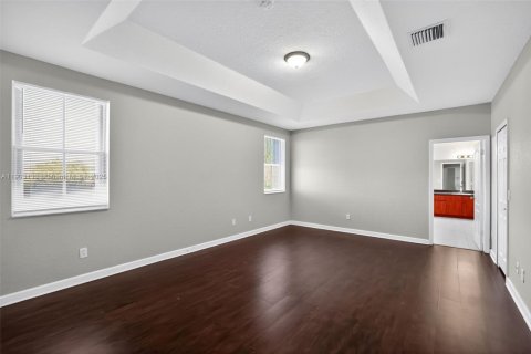 Villa ou maison à vendre à Miramar, Floride: 5 chambres, 340.95 m2 № 1955620 - photo 13