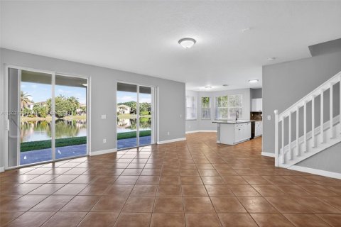 Villa ou maison à vendre à Miramar, Floride: 5 chambres, 340.95 m2 № 1955620 - photo 17