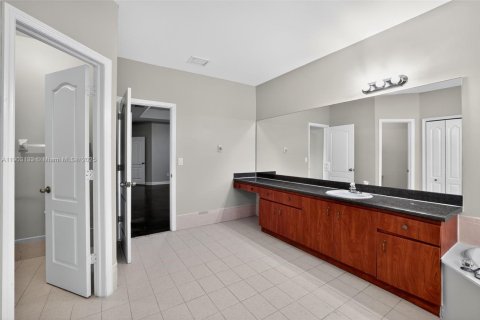 Villa ou maison à vendre à Miramar, Floride: 5 chambres, 340.95 m2 № 1955620 - photo 18