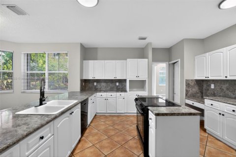 Villa ou maison à vendre à Miramar, Floride: 5 chambres, 340.95 m2 № 1955620 - photo 23