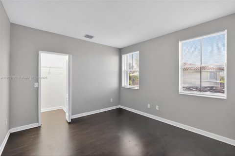 Villa ou maison à vendre à Miramar, Floride: 5 chambres, 340.95 m2 № 1955620 - photo 15