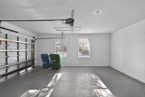 Villa ou maison à vendre à Miramar, Floride: 5 chambres, 340.95 m2 № 1955620 - photo 4