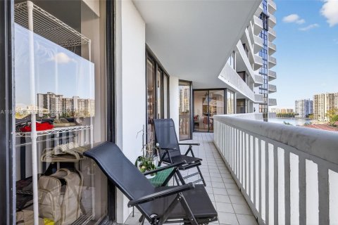 Купить кондоминиум в Авентура, Флорида 3 спальни, № 1995661 - фото 16