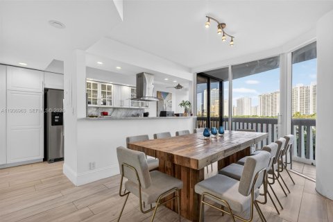 Купить кондоминиум в Авентура, Флорида 3 спальни, № 1995661 - фото 7