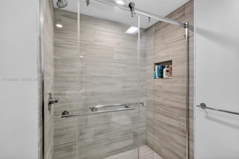 Купить кондоминиум в Авентура, Флорида 3 спальни, № 1995661 - фото 30