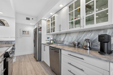 Купить кондоминиум в Авентура, Флорида 3 спальни, № 1995661 - фото 11