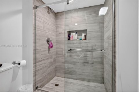 Купить кондоминиум в Авентура, Флорида 3 спальни, № 1995661 - фото 25