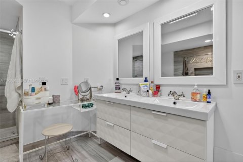 Купить кондоминиум в Авентура, Флорида 3 спальни, № 1995661 - фото 24