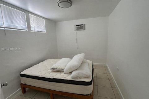 Снять в аренду виллу или дом в Майами, Флорида 5 спален, 139.35м2, № 2032793 - фото 14