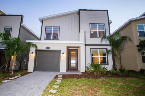Casa en venta en Four Corners, Florida, 5 dormitorios, 286.23 m2 № 1908949 - foto 1