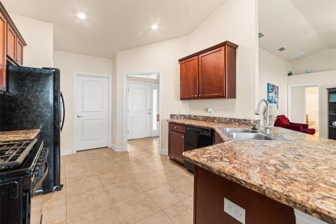 Villa ou maison à vendre à Winter Haven, Floride: 4 chambres, 163.14 m2 № 1847397 - photo 9