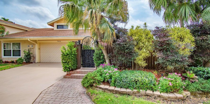 Adosado en Boca Raton, Florida 3 dormitorios, 177.81 m2 № 1210381