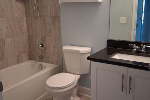 Villa ou maison à vendre à Saint Petersburg, Floride: 4 chambres, 213.68 m2 № 2283709 - photo 8