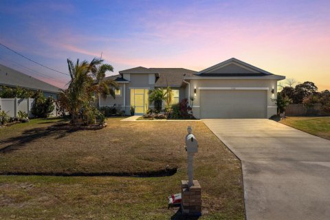 Casa en venta en Port St. Lucie, Florida, 3 dormitorios, 192.03 m2 № 2078564 - foto 4