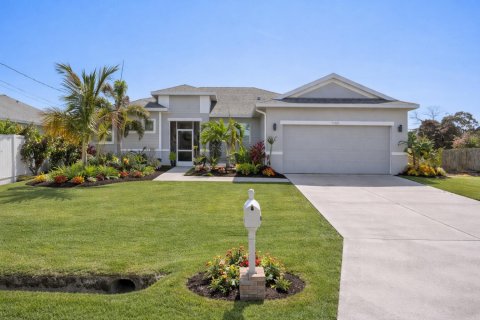 Casa en venta en Port St. Lucie, Florida, 3 dormitorios, 192.03 m2 № 2078564 - foto 2