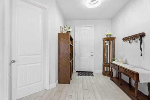 Casa en venta en Port St. Lucie, Florida, 3 dormitorios, 192.03 m2 № 2078564 - foto 12