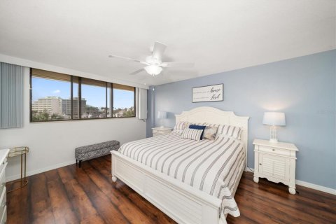 Copropriété à louer à Largo, Floride: 2 chambres, 113.81 m2 № 2298716 - photo 10