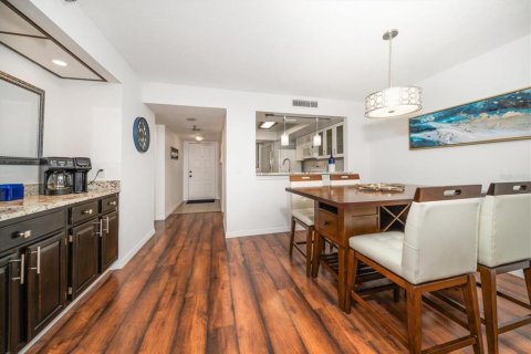 Copropriété à louer à Largo, Floride: 2 chambres, 113.81 m2 № 2298716 - photo 7