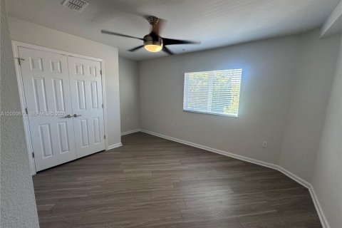 Apartment in Tallahassee, Florida 2 bedrooms, 99.68 sq.m. № 2065613 - photo 12