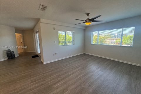 Apartment in Tallahassee, Florida 2 bedrooms, 99.68 sq.m. № 2065613 - photo 8