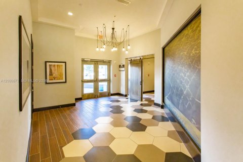 Apartment in Tallahassee, Florida 2 bedrooms, 99.68 sq.m. № 2065613 - photo 5