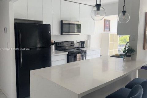 Снять в аренду кондоминиум в Санни-Айлс-Бич, Флорида 2 спальни, 71.26м2, № 2014918 - фото 15