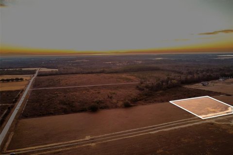 Land in Brooksville, Florida № 2143498