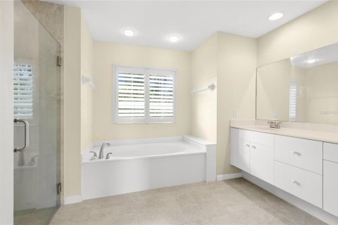 House in North Port, Florida 3 bedrooms, 139.73 sq.m. № 2298134 - photo 20
