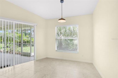 House in North Port, Florida 3 bedrooms, 139.73 sq.m. № 2298134 - photo 12