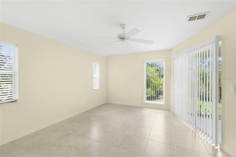 House in North Port, Florida 3 bedrooms, 139.73 sq.m. № 2298134 - photo 17