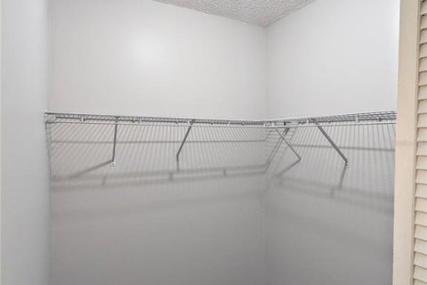 Condominio en alquiler en Sarasota, Florida, 3 dormitorios, 131.83 m2 № 1849907 - foto 17