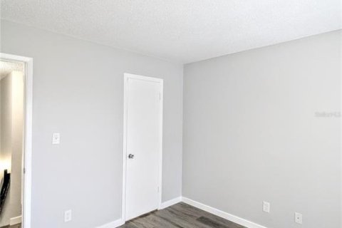 Condominio en alquiler en Sarasota, Florida, 3 dormitorios, 131.83 m2 № 1849907 - foto 9