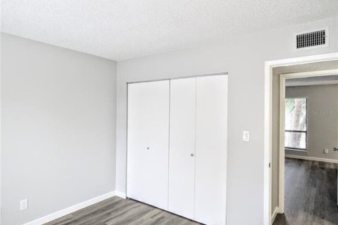 Condominio en alquiler en Sarasota, Florida, 3 dormitorios, 131.83 m2 № 1849907 - foto 13
