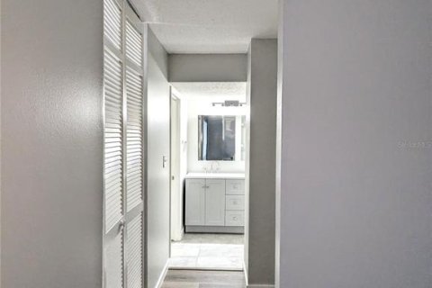 Condominio en alquiler en Sarasota, Florida, 3 dormitorios, 131.83 m2 № 1849907 - foto 25