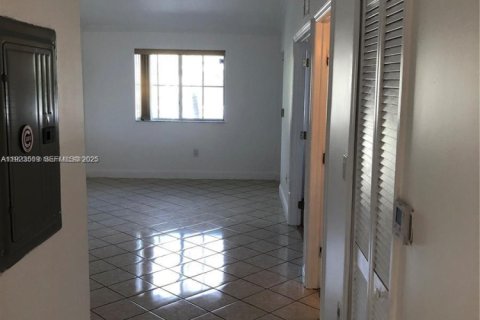 Condominio en alquiler en Homestead, Florida, 2 dormitorios, 75.72 m2 № 1983580 - foto 13