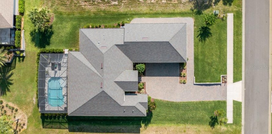 Casa en Lady Lake, Florida 3 dormitorios, 226.12 m2 № 2138055