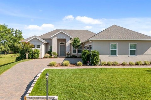 Casa en venta en Lady Lake, Florida, 3 dormitorios, 226.12 m2 № 2138055 - foto 2