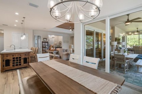 Casa en venta en Lady Lake, Florida, 3 dormitorios, 226.12 m2 № 2138055 - foto 19