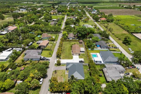 Casa en venta en Miami, Florida, 4 dormitorios, 204.11 m2 № 1790140 - foto 7